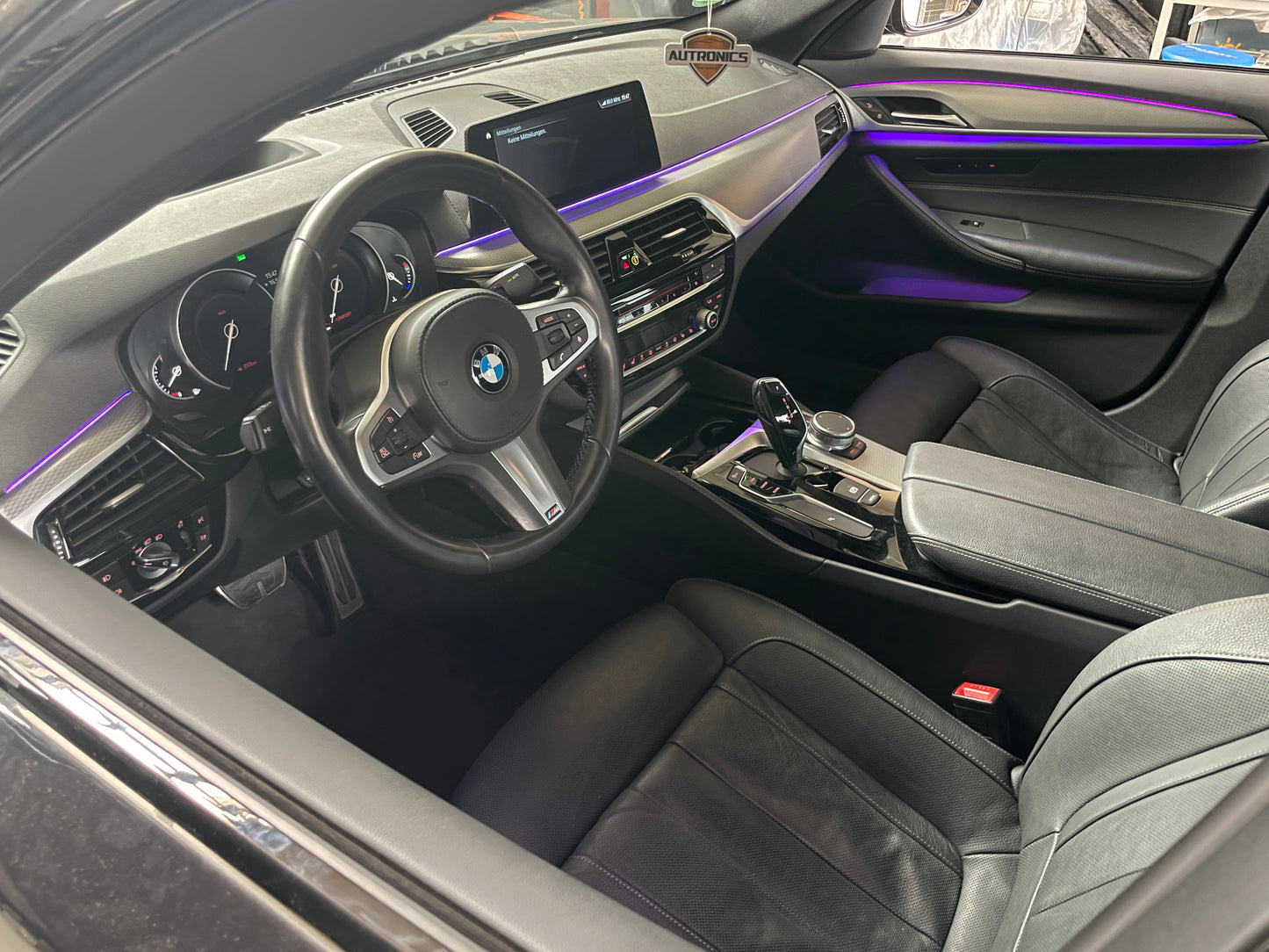 Ambientebeleuchtung Set für BMW 5er G30 G38 ab 2018 dynamische RGB LED Leistenmit App Steuerung