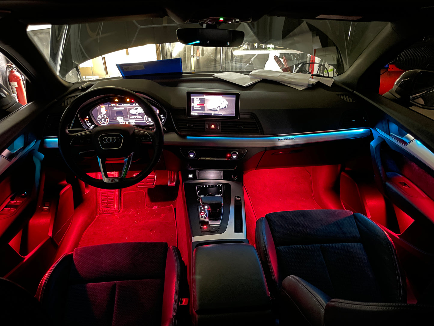 RGB LED Ambientebeleuchtung Nachrüstset für Audi Q5 FY 2018–2024 Dynamisches Innenraumbeleuchtung Komplettset mit App Steuerung