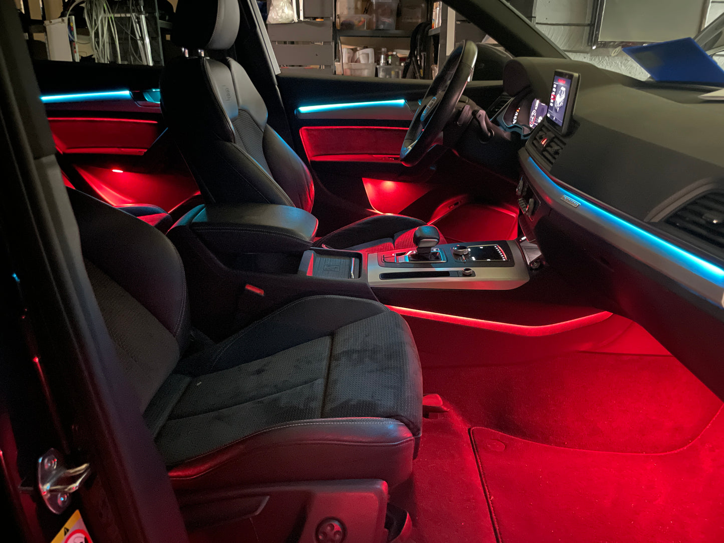 RGB LED Ambientebeleuchtung Nachrüstset für Audi Q5 FY 2018–2024 Dynamisches Innenraumbeleuchtung Komplettset mit App Steuerung