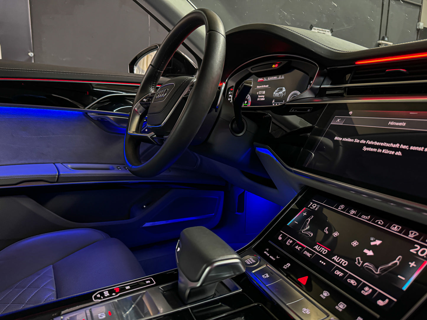 LED Ambientebeleuchtung Audi A8 D5 kaufen Komplettset RGB dynamisch mit Einbauleisten Innenraum Beleuchtung Nachrüstung Set