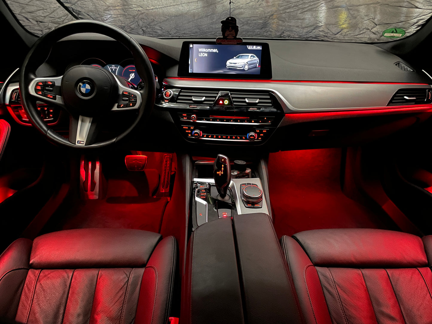 Ambientebeleuchtung Set für BMW 5er G30 G38 ab 2018 dynamische RGB LED Leistenmit App Steuerung