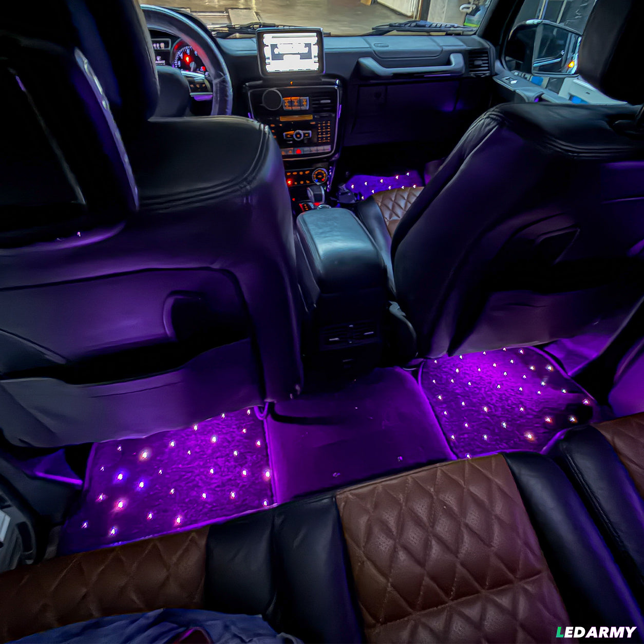 LED Auto Fußmatten RGB mit Sternenhimmel-Effekt Universelle LED Fußraumbeleuchtung für alle Fahrzeuge 64 Farben App- & Fernbedienung