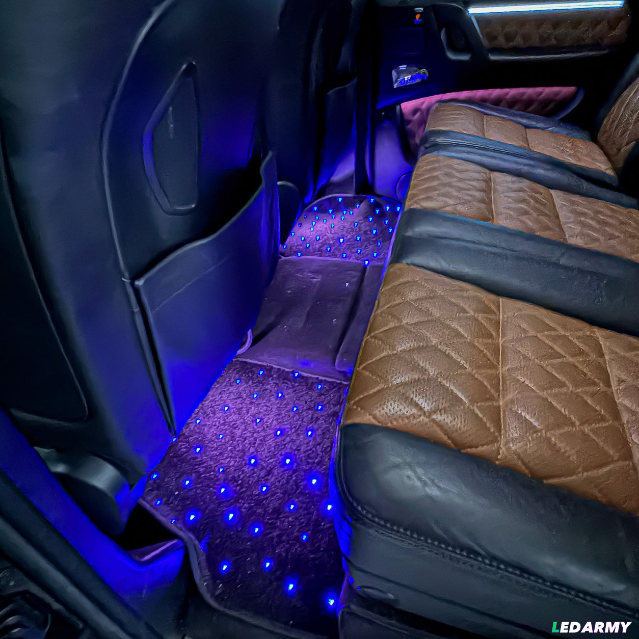 LED Auto Fußmatten RGB mit Sternenhimmel-Effekt Universelle LED Fußraumbeleuchtung für alle Fahrzeuge 64 Farben App- & Fernbedienung