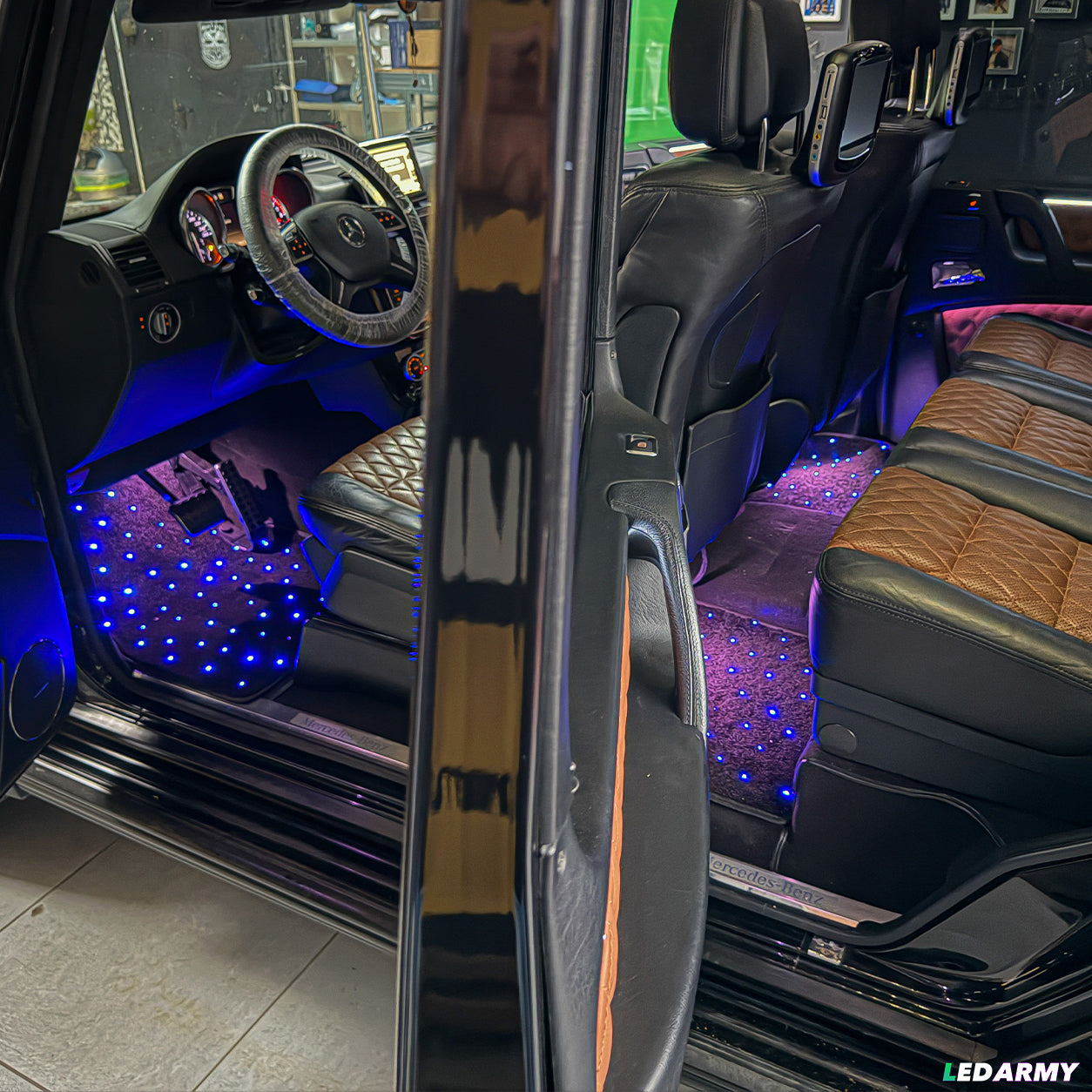 LED Auto Fußmatten RGB mit Sternenhimmel-Effekt Universelle LED Fußraumbeleuchtung für alle Fahrzeuge 64 Farben App- & Fernbedienung
