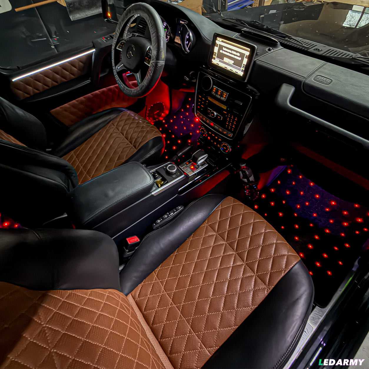 LED Auto Fußmatten RGB mit Sternenhimmel-Effekt Universelle LED Fußraumbeleuchtung für alle Fahrzeuge 64 Farben App- & Fernbedienung
