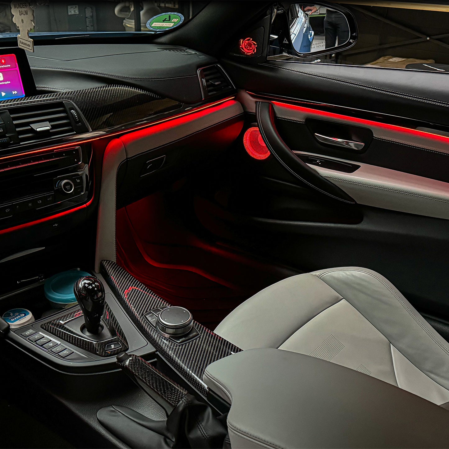 RGB LED Ambientebeleuchtung Auto Komplettset 22-Teiliges Innenraum Licht Kit mit App Steuerung & Montagezubehör Universal